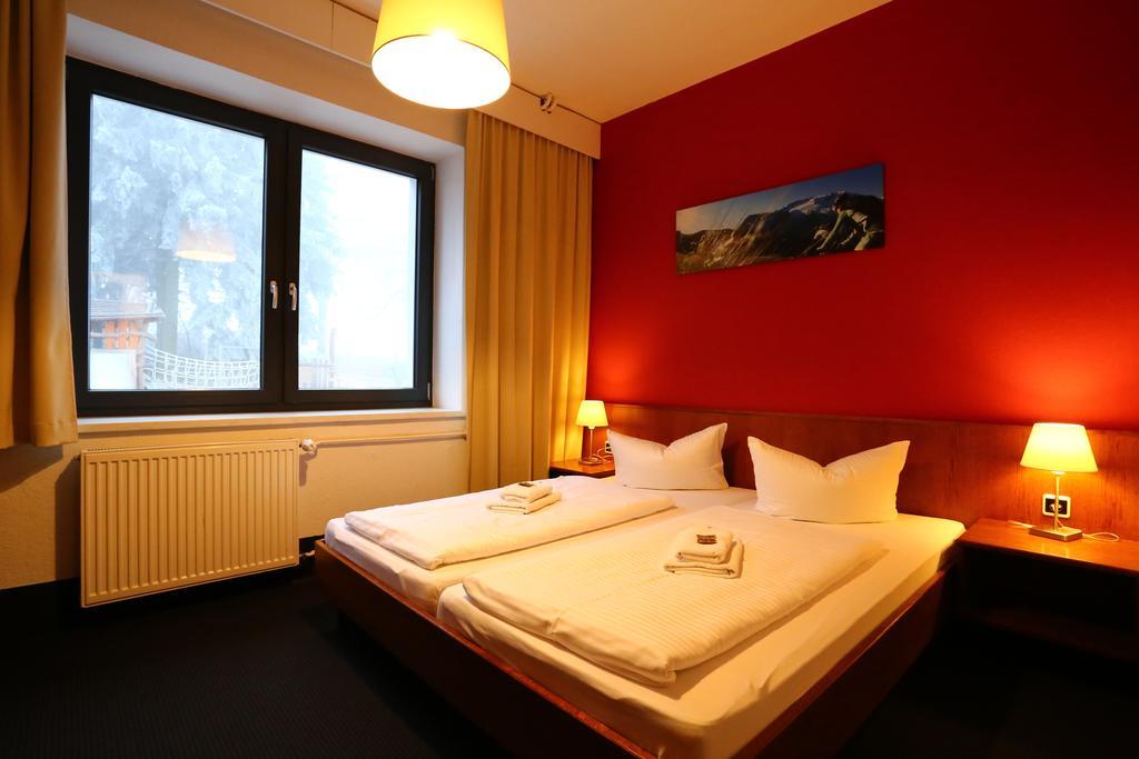 אוברוויזנטל K1 Sporthotel - Bike & Ski Inklusive Hotel חדר תמונה